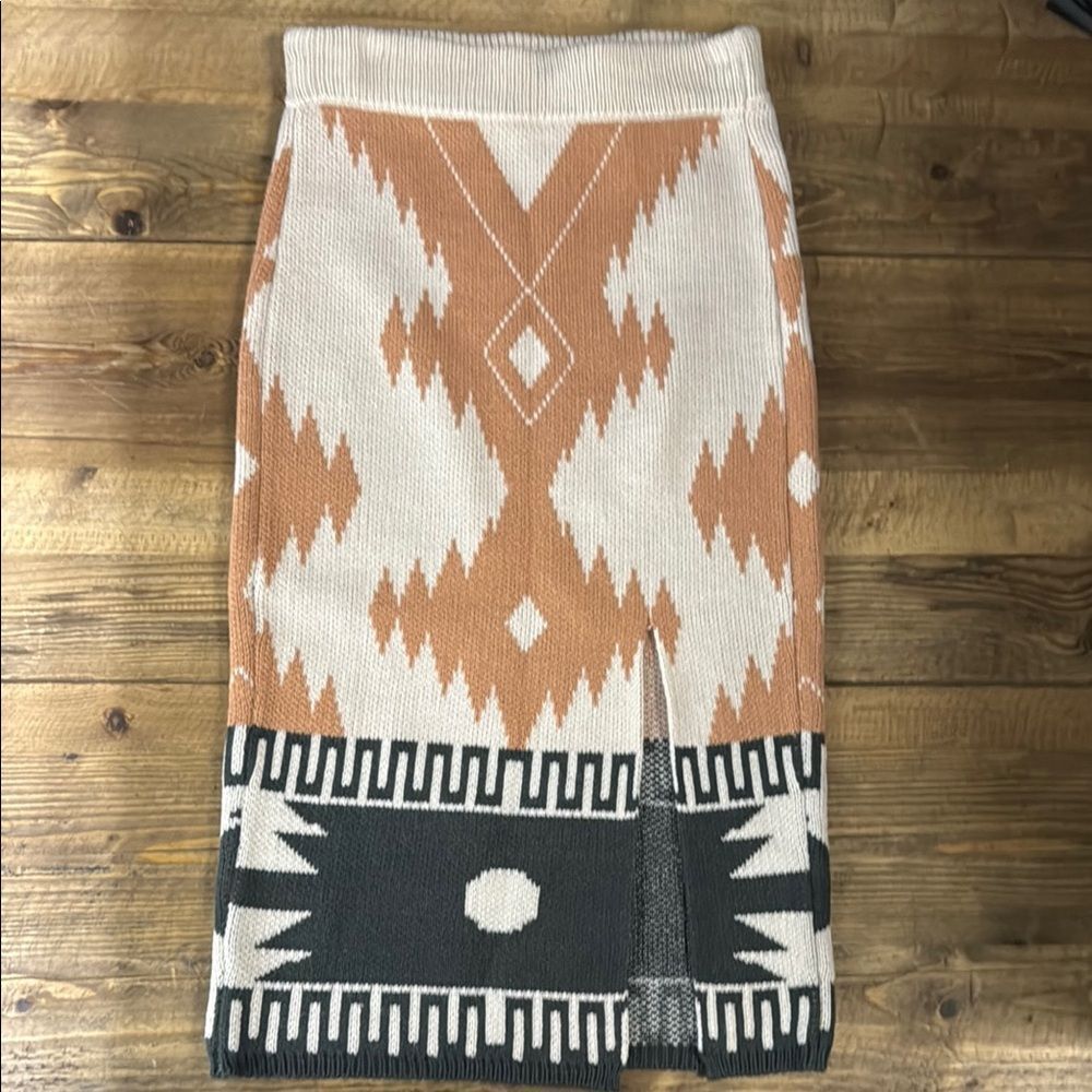 Shyanne Womens Stylish Geometric Knit Skirt - Cream and Tan
